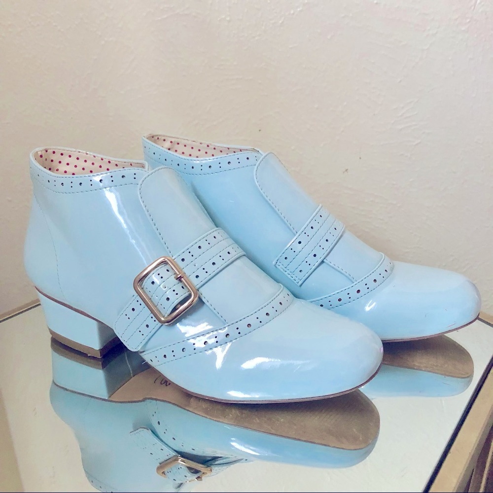B.A.I.T. Patent Leather 60s style Retro Shoes